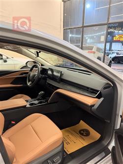 تۆیۆتا کامری